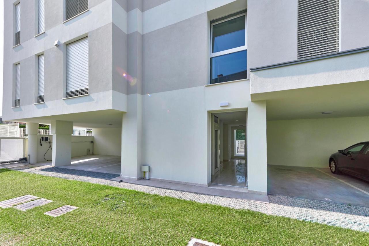 Apartmentsgarda - Le Terrazze Del Garda Residence Lazise Exterior photo