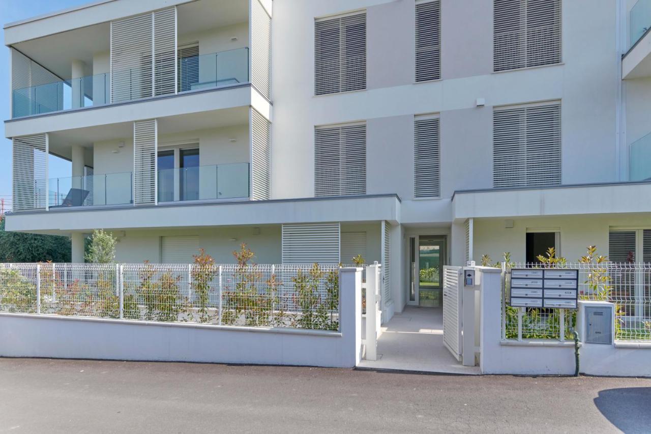 Apartmentsgarda - Le Terrazze Del Garda Residence Lazise Exterior photo