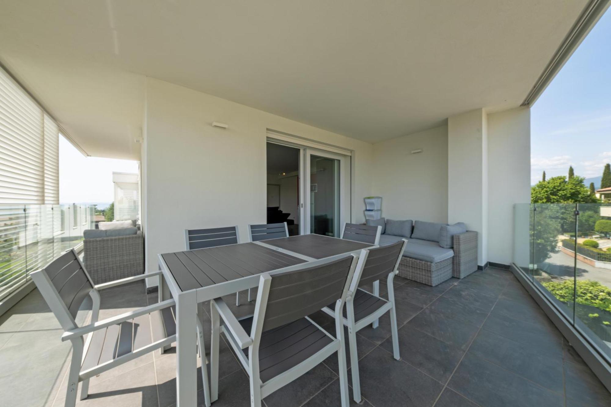 Apartmentsgarda - Le Terrazze Del Garda Residence Lazise Exterior photo